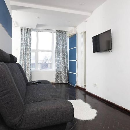 1 Bdrm Apartment In City Center Bucarest Exterior foto